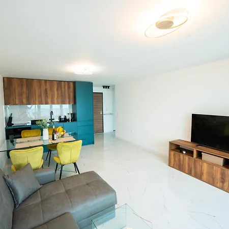 公寓 Skyline - Sea View, Pools, Spa&free Parking *
