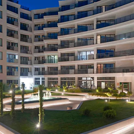 Skyline - Sea View, Pools, Spa&free Parking